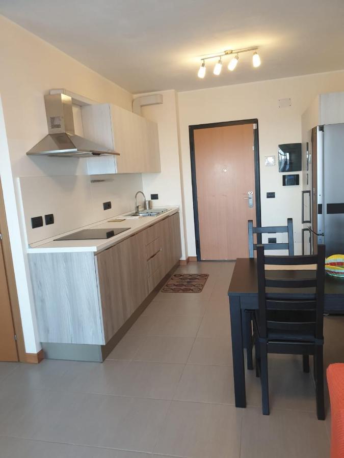 Bovisa New Apartment Милано Екстериор снимка