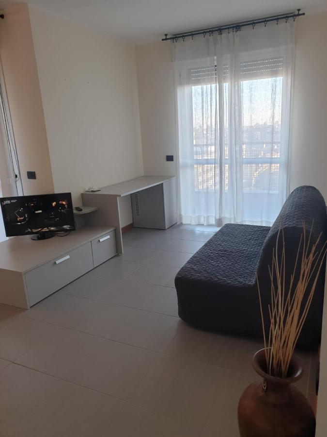 Bovisa New Apartment Милано Екстериор снимка