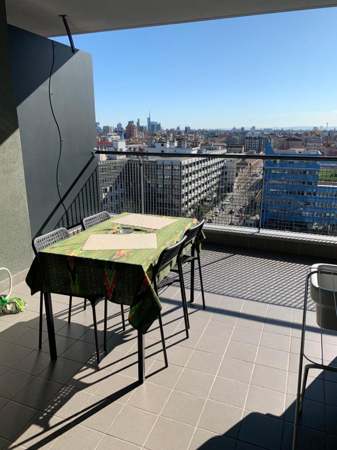 Bovisa New Apartment Милано Екстериор снимка
